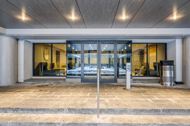 Building Photo - 770 Boylston St