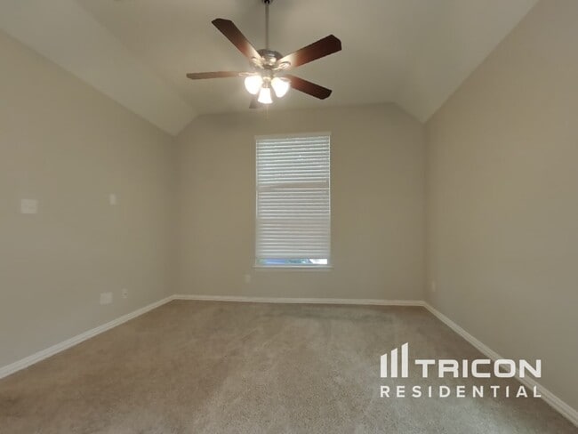 Building Photo - 1016 Oakcrest Drive Providence Village TX