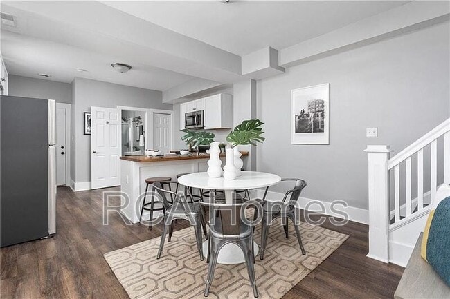 Building Photo - 1024 Orange St