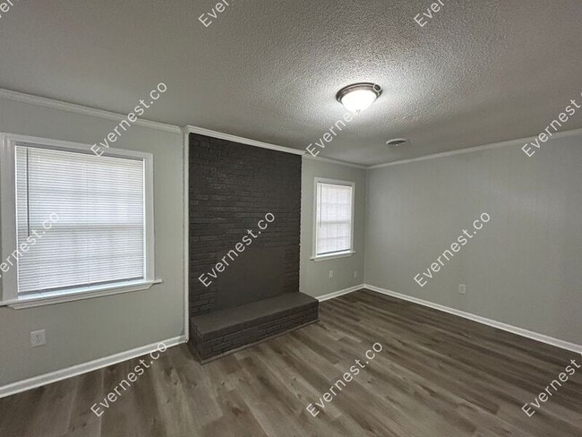 Building Photo - 958 Mecklenburg Cove