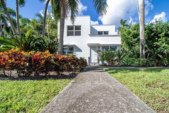 Building Photo - 1255 Jackson St