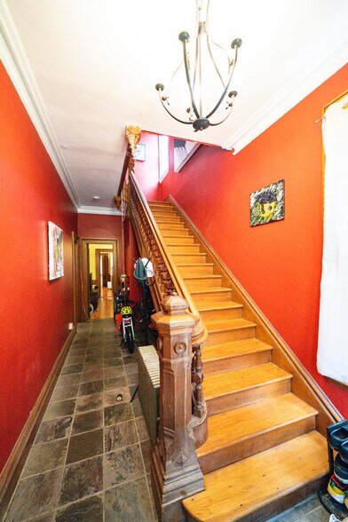 Building Photo - 56 Alleghany St