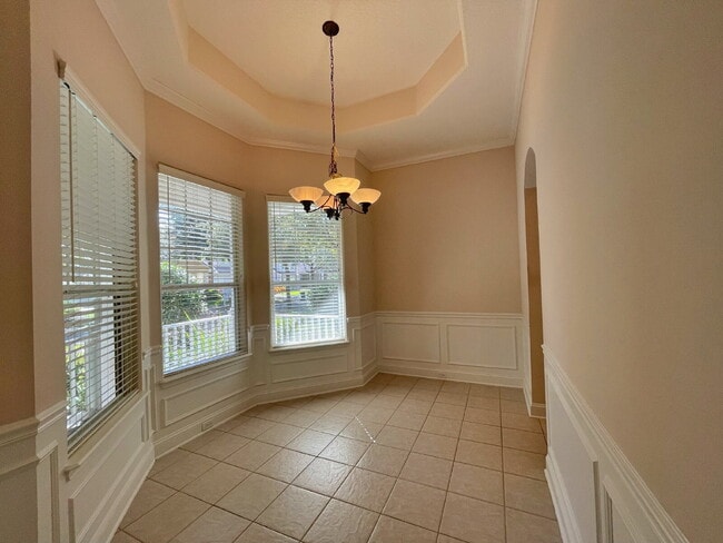 Building Photo - 4BR|3BA Palencia Patio Home