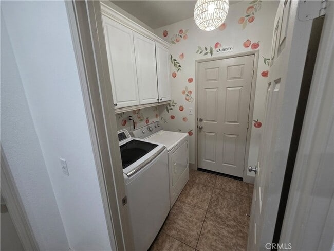 Building Photo - 15895 Green Acres Ct