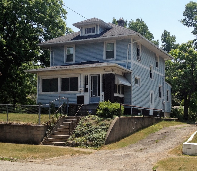 Building Photo - 310 Howard St