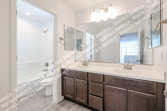 Building Photo - 14243 W Hackamore Dr.