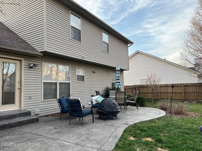 Building Photo - 9216 Newbury Ct