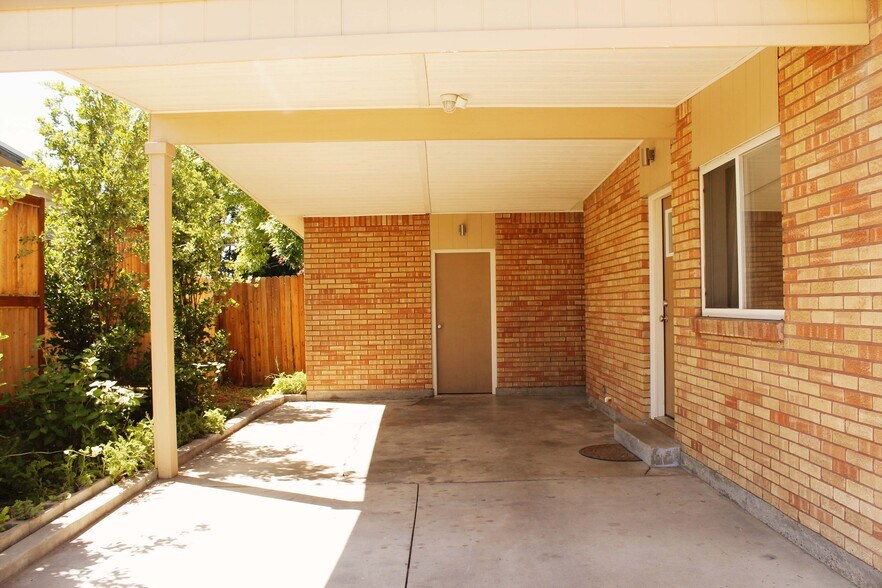 Carport - 6001 W Denton St
