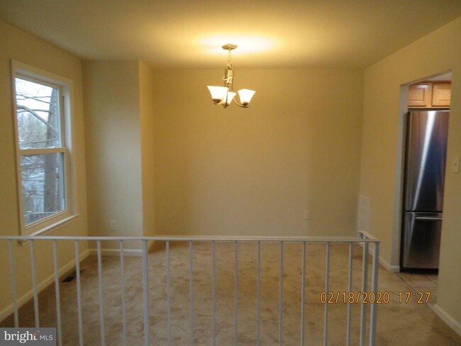 Building Photo - 15511 Plaid Dr