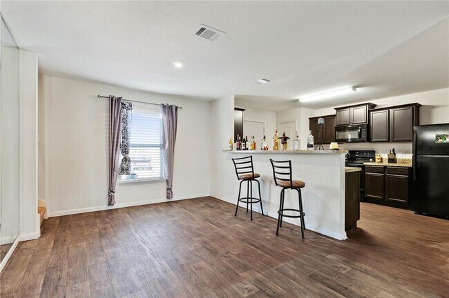 Building Photo - 712 Cleary Ln