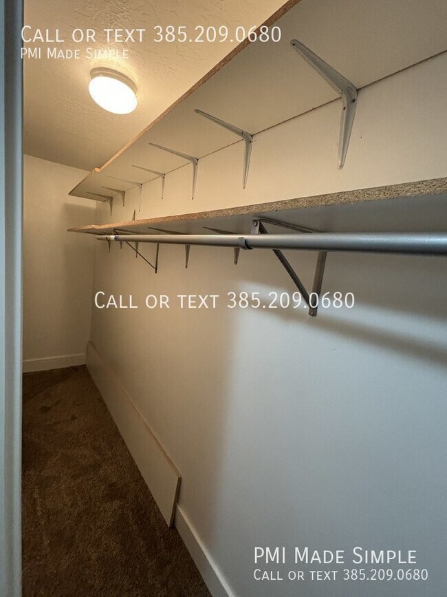 Building Photo - Charming 4-Bed Saratoga Springs Townhome w...