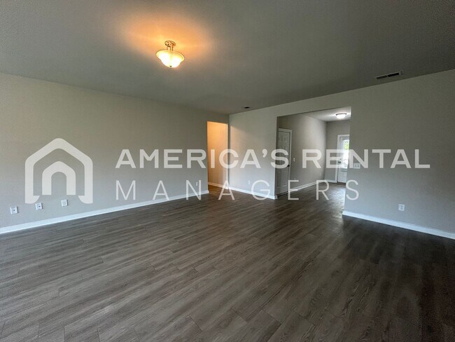 Building Photo - Home for Rent in Jasper, AL!