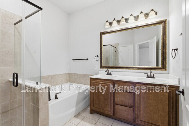 Building Photo - 310 Marigold Ct