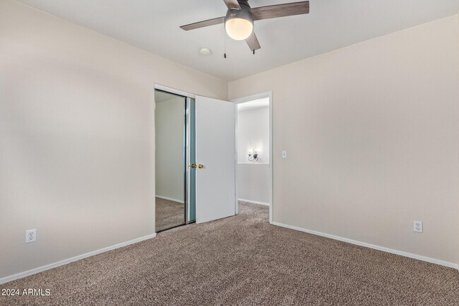 Building Photo - 17255 N 184th Dr