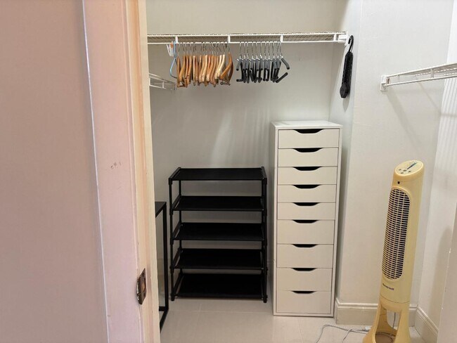 Building Photo - 8900 Washington St