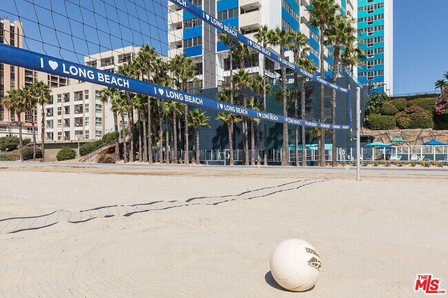 Building Photo - 25 S 15th Pl