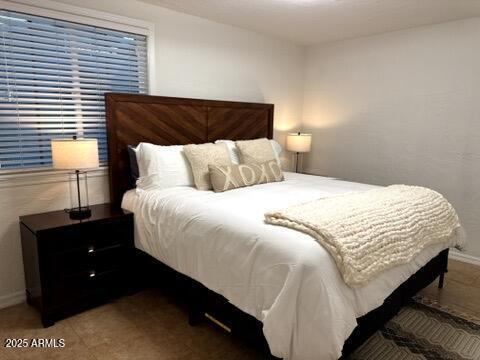 Building Photo - 3428 E Acoma Dr