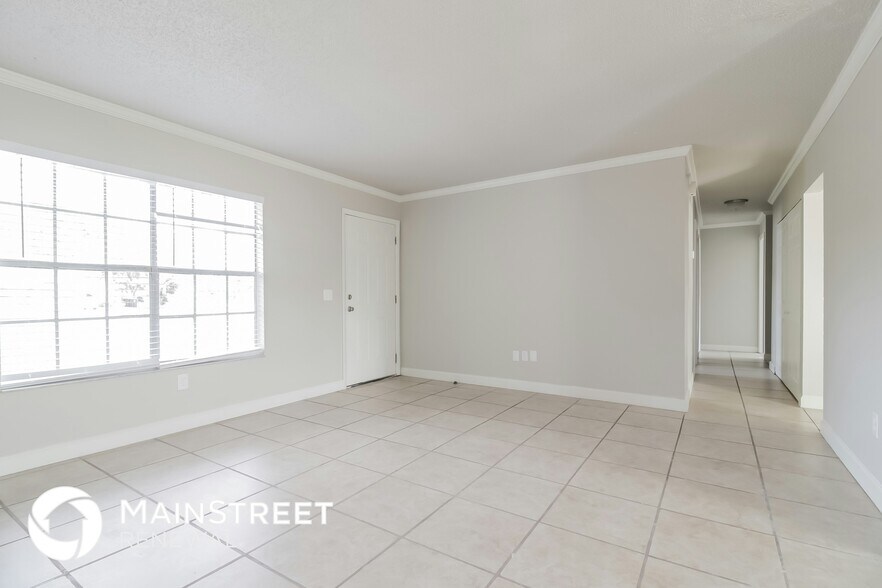 Building Photo - 1294 Dewar Ct NE