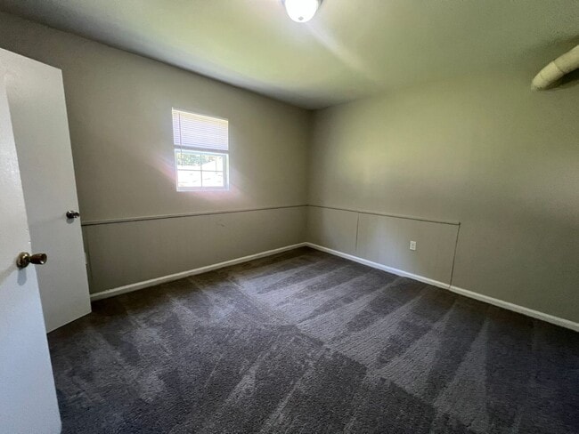 Building Photo - 1414 Moonlite Ave
