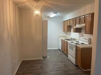Building Photo - Modern 2-Bed, 1-Bath Oasis with Central Air and Gourmet Kitchen