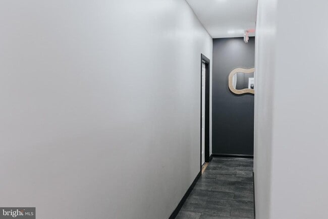 Building Photo - 2511 Madison Ave