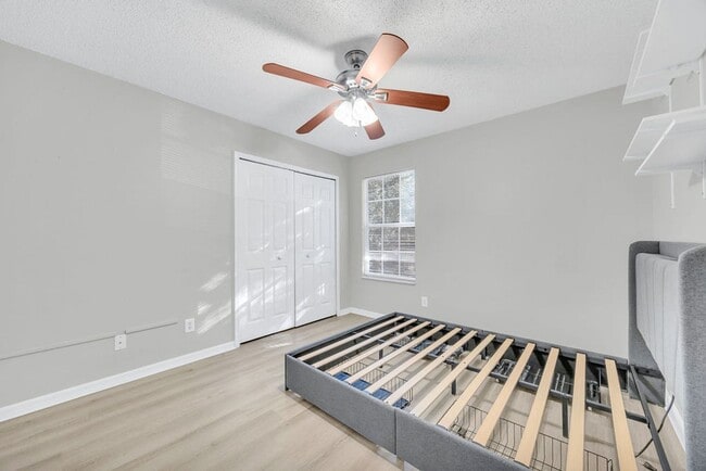 Building Photo - Nice 3/2.5 Home in East Orlando with 2-Car Garage