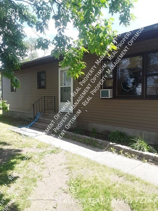 Building Photo - 821 Wisconsin Ave