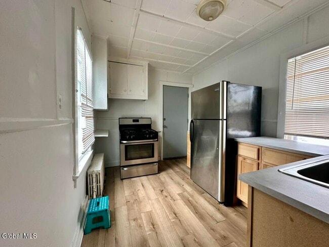 Building Photo - 83 14th St