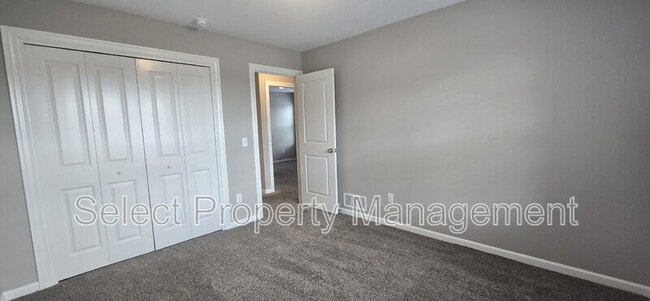 Building Photo - 4802 Silverstone Psge
