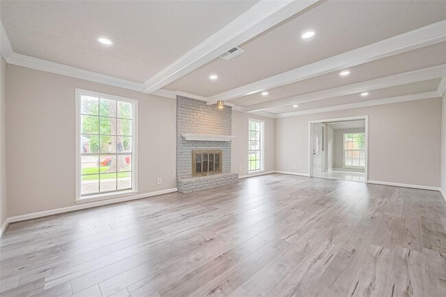 Building Photo - 10815 Creektree Dr