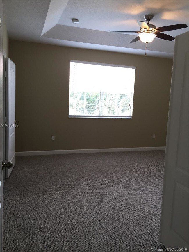 Building Photo - 14911 SW 23rd Ln