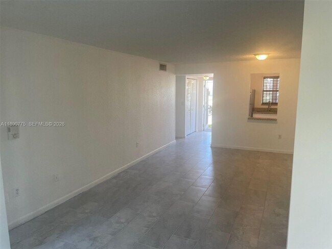 Building Photo - 8500 Sunrise Lakes Blvd