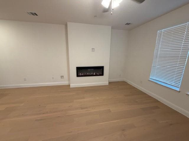 Building Photo - 3537 Treasure Dr