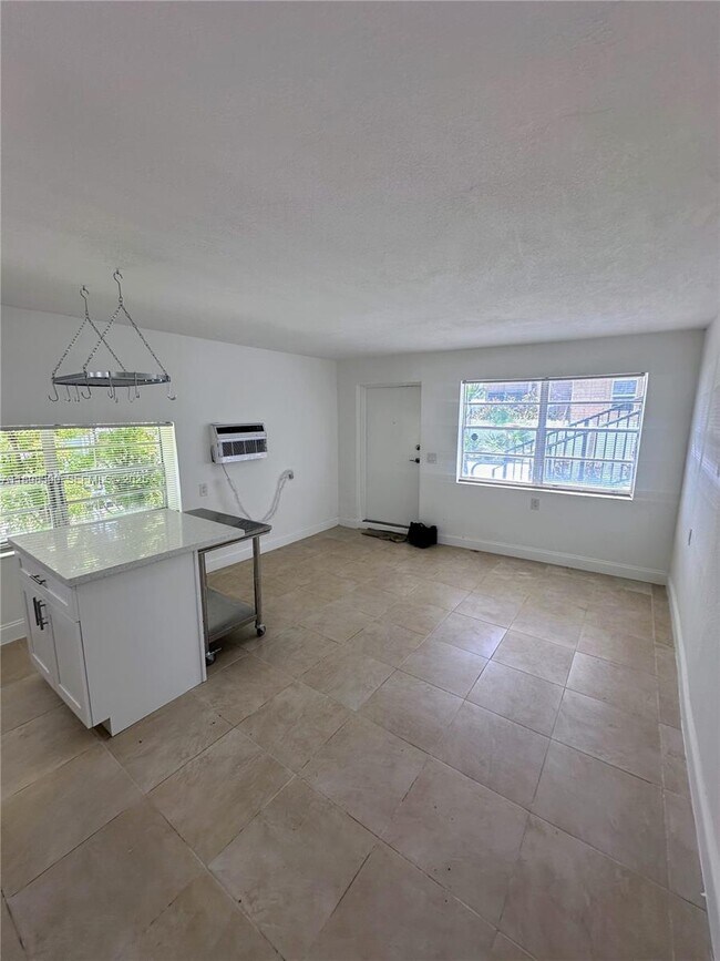 Building Photo - 9064 Collins Ave