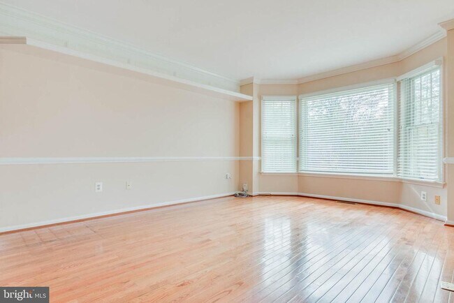 Primary Photo - 201 St Michaels Cir