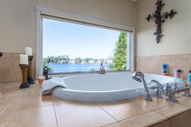 Building Photo - Waterfront Property