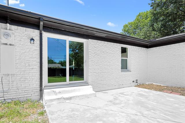 Building Photo - 3520 Sidney Dr