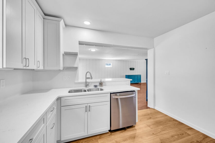 Building Photo - 162 Elkmont Dr