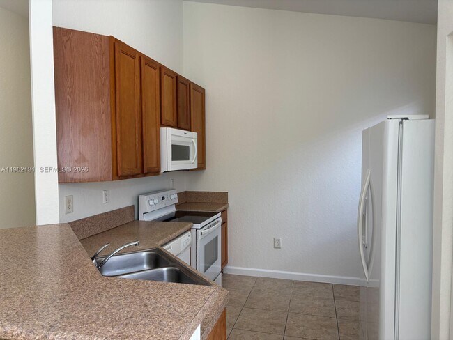 Building Photo - 3964 NE 11th Dr