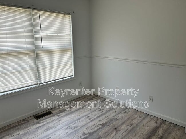 Building Photo - 252 Shiloh Ave