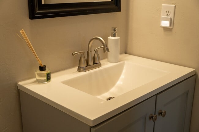 Building Photo - Gorgeous, Stylish, and Available Furnished...
