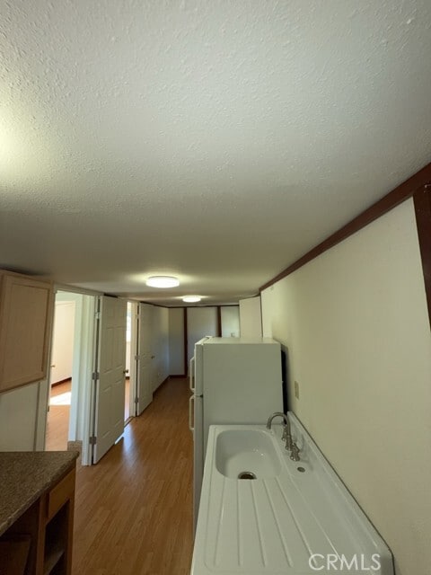 Building Photo - 5867 Grove St