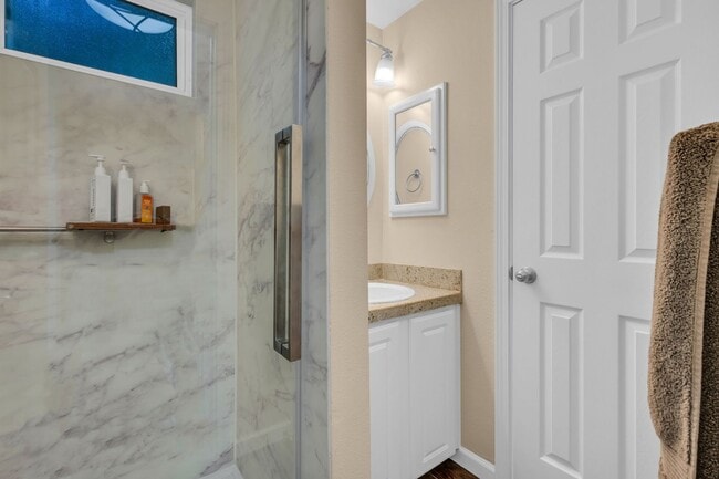 Building Photo - Easy on the Budget, Water/Sewer/Garbage/Pa...
