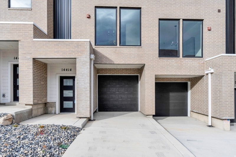Building Photo - 14414 S Champ Cv