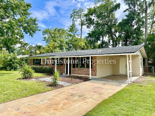 Building Photo - 4516 Key Woodley Dr S