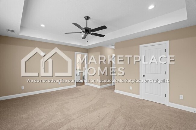 Building Photo - 108 James St