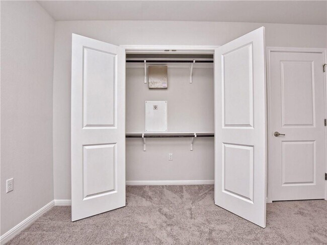 Building Photo - 9505 Grapevine Leaf Dr