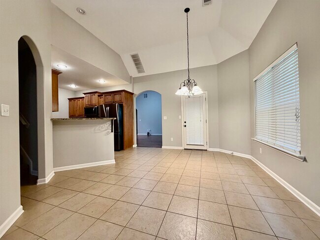 Building Photo - 134 Tanner Ln