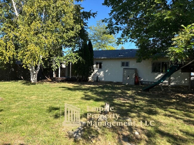 Building Photo - 2325 Aspen Way