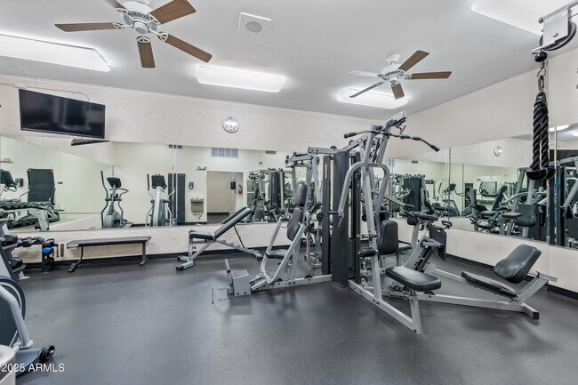 Building Photo - 7940 E Camelback Rd